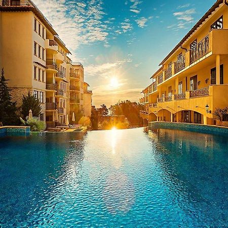The Cliff Beach Apartments 오브조르 외부 사진