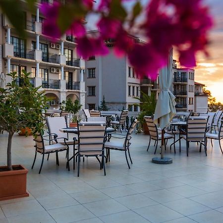 The Cliff Beach Apartments 오브조르 외부 사진