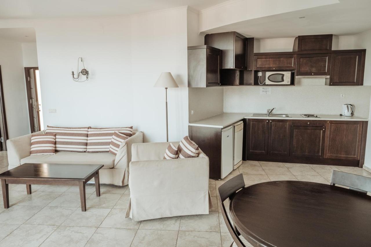 The Cliff Beach Apartments 오브조르 외부 사진